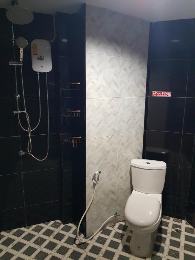Gw Guesthouse Паттайя Экстерьер фото